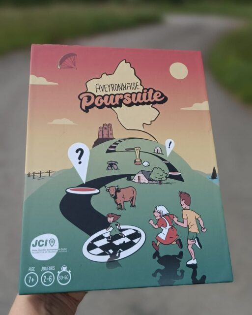 Destinée aux jeunes de 18 à 40 ans, la JCE Rodez est une association dynamique qui œuvre au service de son territoire à travers des actions concrètes aux dimensions économiques, sociales et culturelles. Dans un esprit constant de convivialité et d'engagement citoyen, elle favorise la découverte et la promotion des richesses locales, comme l'illustre la création du jeu de société "Aveyronnaise Poursuite", dédié à l'exploration ludique des territoires de l'Aveyron. 🎲 
#fabriqueenaveyron #fabriqueenfrance #fabricationartisanale #fabricationfrancaise #artisanatfrancais #madeinfrance #Aveyron #savoirfaire #savoirfairefrançais #jeudesociete #amusant