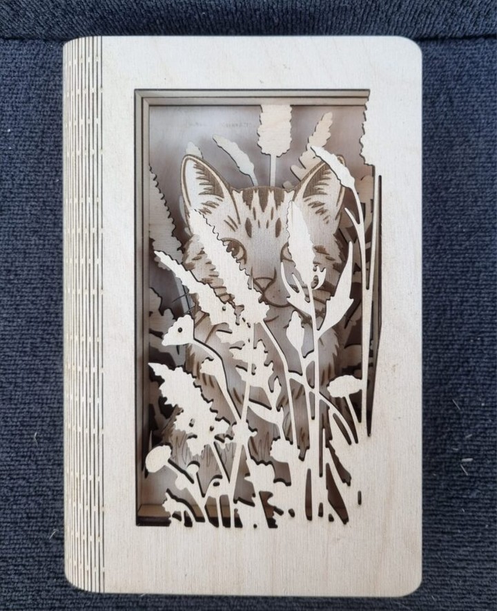 @la.chantournerie et fabrique des objets décoratifs ainsi que des accessoires en bois, principalement à partir de contreplaqué de bouleau sur mesure. Elle fabrique des créations sur mesure à la demande du client (urnes, décorations murales, veilleuses personnalisées). Elle poursuit une démarche de créations durables, pratiques et accessible. 🪵
#fabriqueenaveyron #fabriqueenfrance #fabricationartisanale #fabricationfrancaise #artisanatfrancais #madeinfrance #Aveyron #savoirfaire #savoirfairefrançais #creations #fantaisie #decoration
