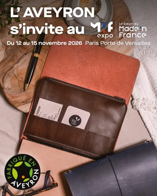 Quand le cuir prend forme entre les mains d’une passionnée. 👜
Chez @equintense_maroquinerie, à Laissac, Camille façonne à la main des créations en cuir qui allient élégance, authenticité et durabilité. Sacs, ceintures, petite maroquinerie ou encore accessoires sur mesure pour nos compagnons à quatre pattes : chaque pièce reflète un savoir-faire artisanal et le goût du travail bien fait.
👉 À découvrir sur le pavillon Fabriqué en Aveyron
📍 MIF Expo – Paris Porte de Versailles
🎯 Stand Q53
🗓️ Du 12 au 15 novembre 2026
🔗 Retrouvez toutes les informations dans notre bio
#fabriqueenaveyron #madeinfrance #mifexpoparis #maroquinerie #cuir #savoirfaire #artisanat